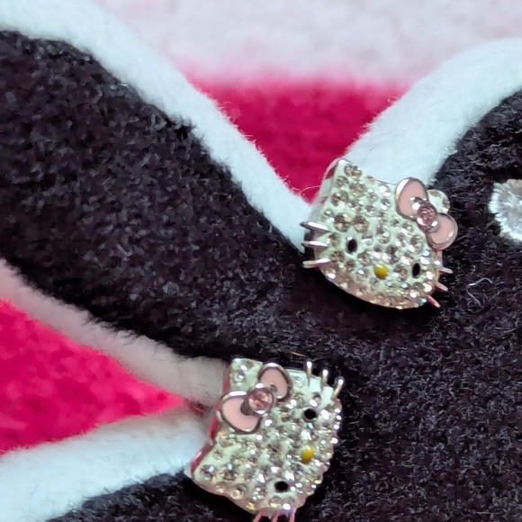 Hello Kitty X Swarovski Earrings
